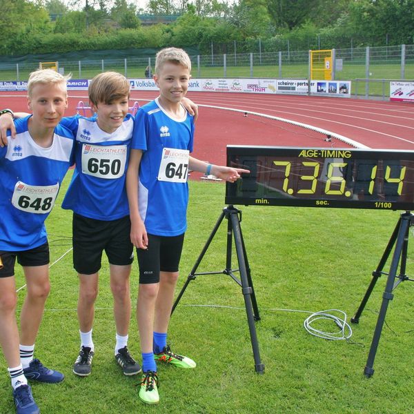 Glückliche U14-Sieger: Nils Förg, Luca Rölli und Timothy Fenner von der LG Radolfzell